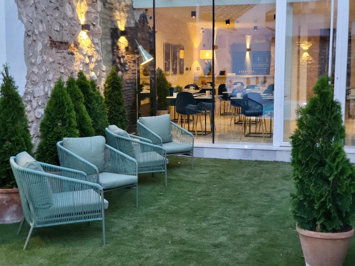 Hotel Carmen Boutique Baeza Bagian luar foto