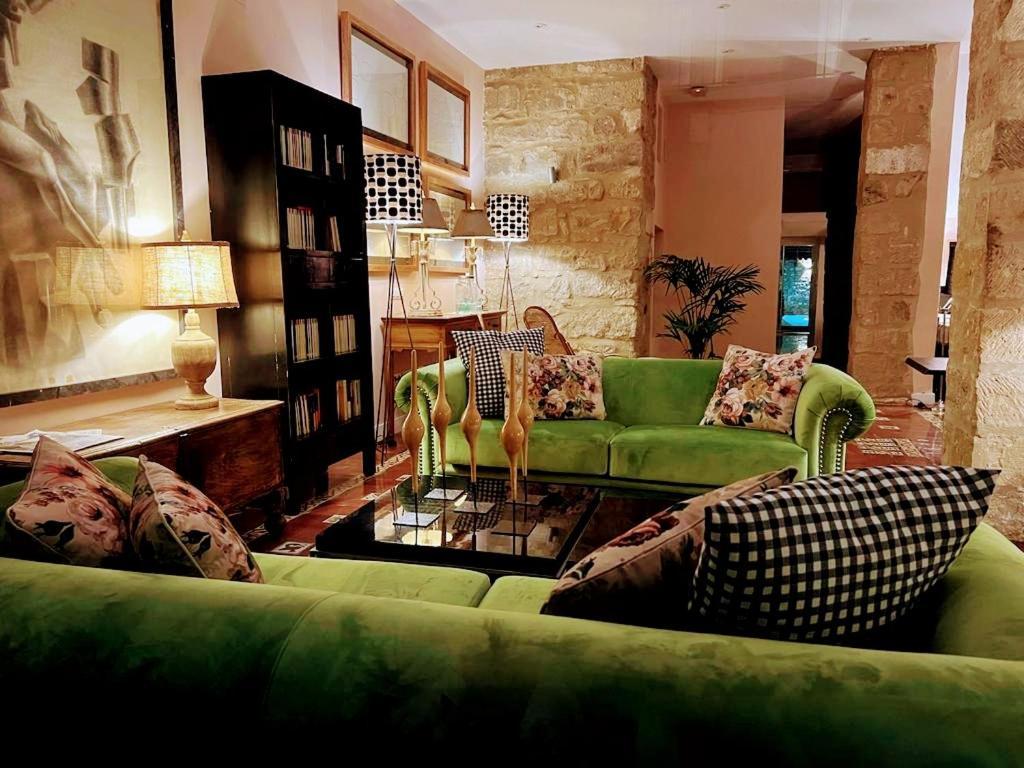 Hotel Carmen Boutique Baeza Bagian luar foto