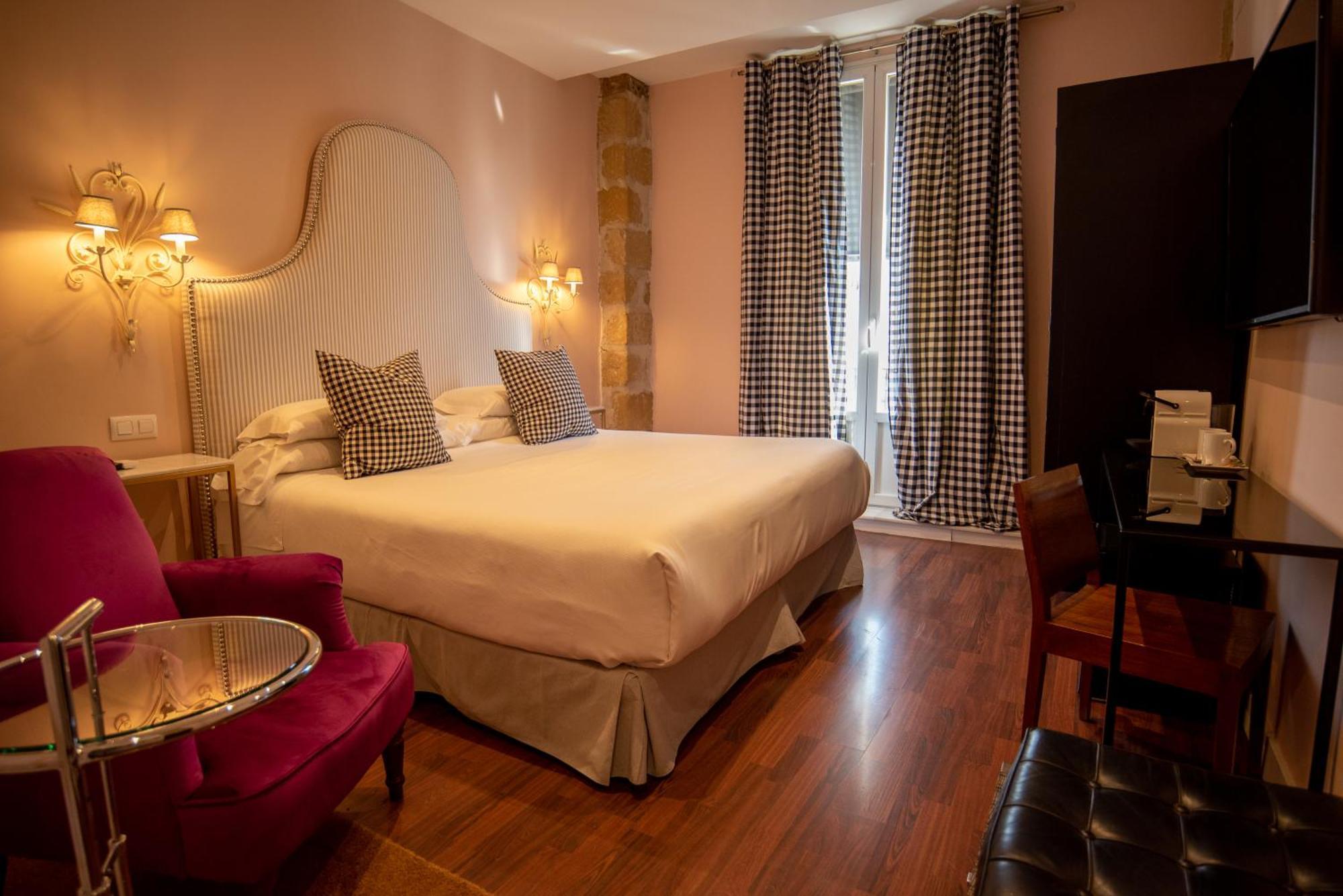 Hotel Carmen Boutique Baeza Bagian luar foto